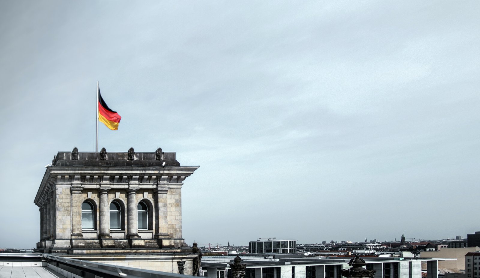 Német zászló a Reichstag épületén – Ansgar Scheffold eredeti fotója